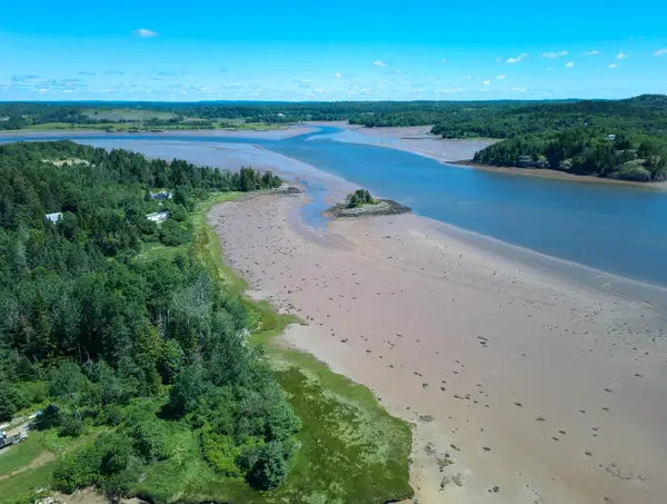 M21L46 Port Road, Machiasport, ME 04655