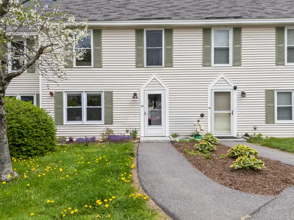 45 Pine Hill Drive #45, Bath, ME 04530