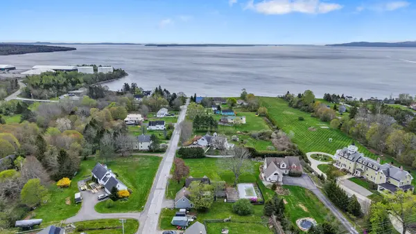 3 Navy Street, Searsport, ME 04974