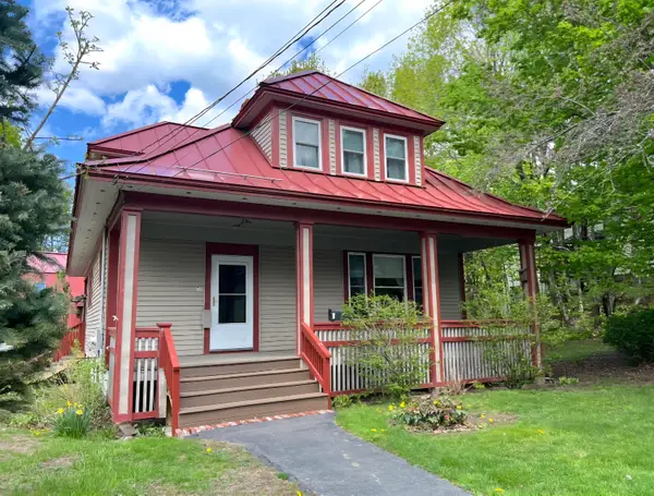 28 Main Street Hill, Dexter, ME 04930