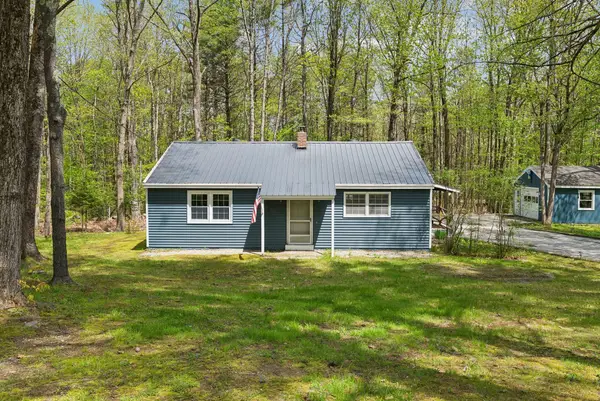 253 Yarmouth Road, Gray, ME 04039