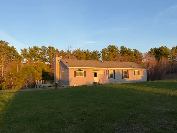 10 Heino Lane, China, ME 04358