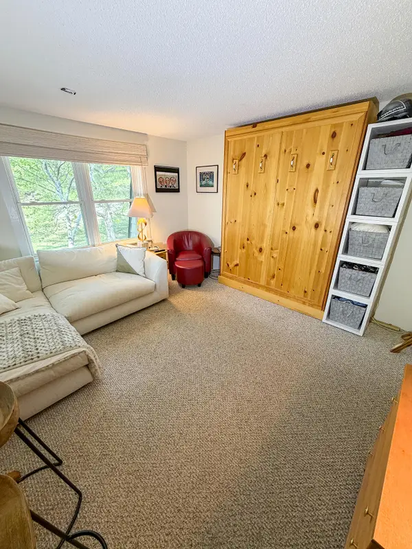 1201 Valley Crossing #1201, Carrabassett Valley, ME 04947