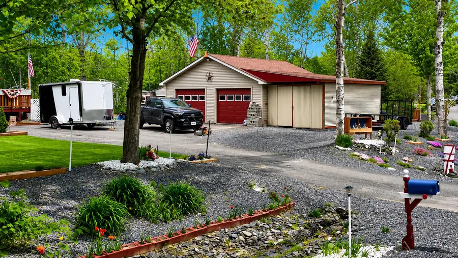 38 Kelly Circle, Sidney, ME 04330 - #2