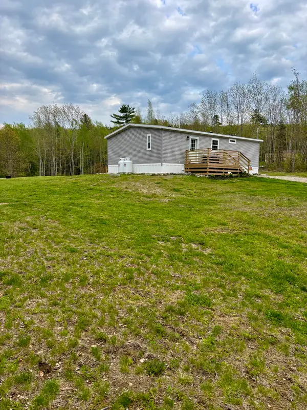 318 Old Belfast Road, Frankfort, ME 04438