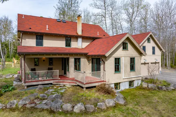 73 Gerards Trail, Blue Hill, ME 04614
