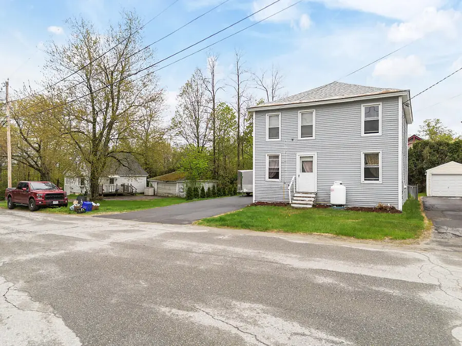 4 Pare Street, Waterville, ME 04901 - #3