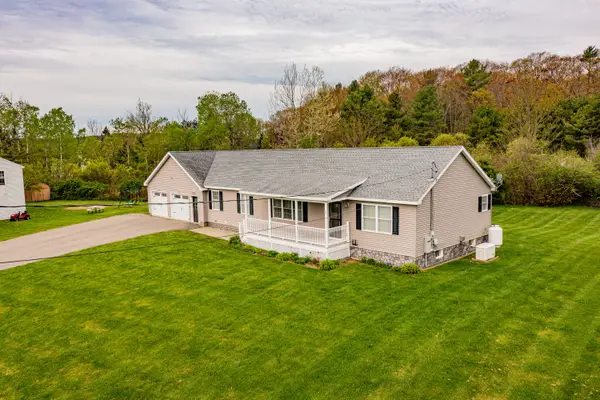 26 Forest Hill, Bucksport, ME 04416