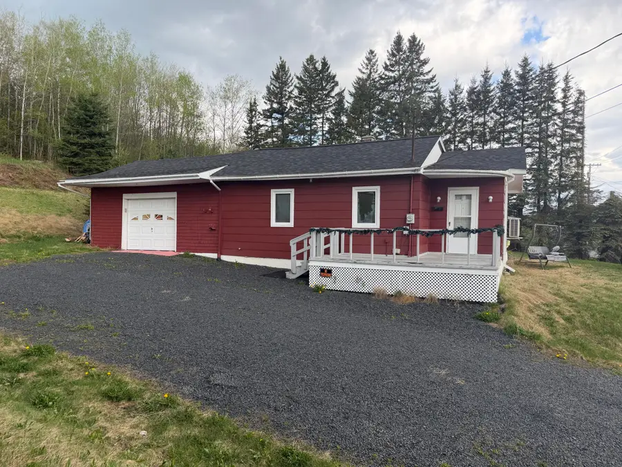 547 Riverview Street, Madawaska, ME 04756 - #3