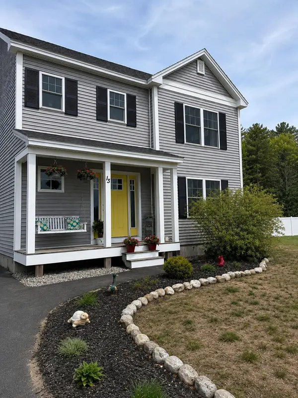13 Champagne Lane, Lisbon, ME 04250