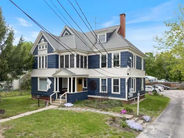 7 Porter Street, Paris, ME 04281