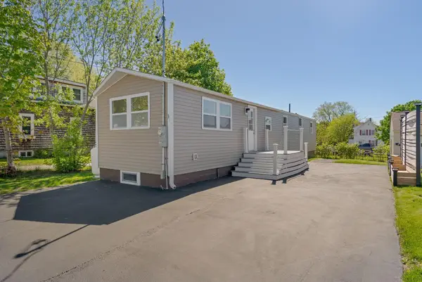 31 Spruce Street, Rockland, ME 04841