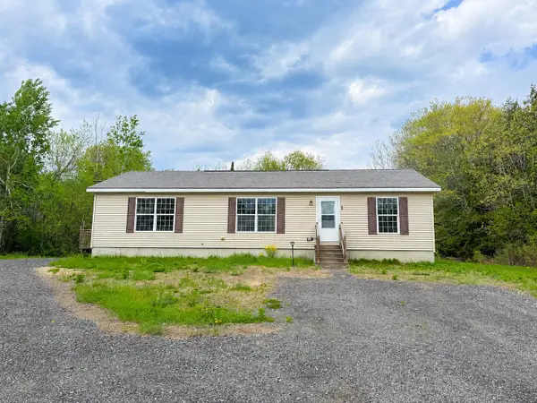 28 Furbush Road, Sabattus, ME 04280