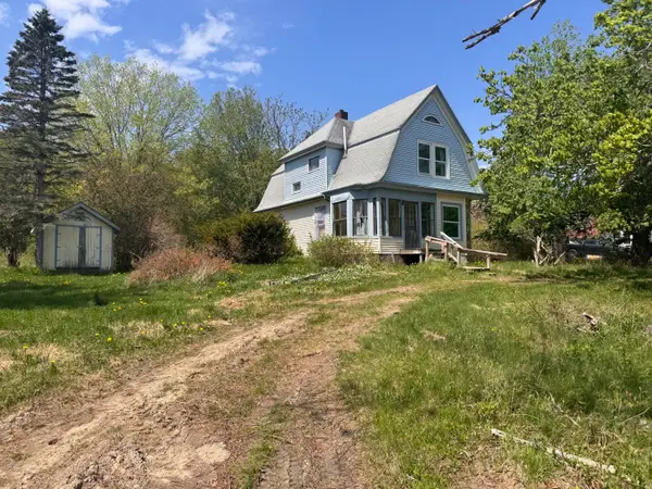 331 Falls Bridge Road, Blue Hill, ME 04614