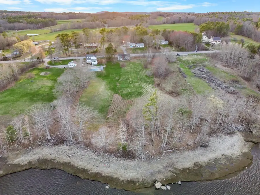 865 N Main Street, Winterport, ME 04496 - #2