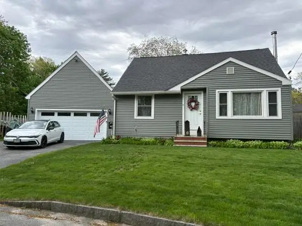 11 Glen Haven Road E, Portland, ME 04102