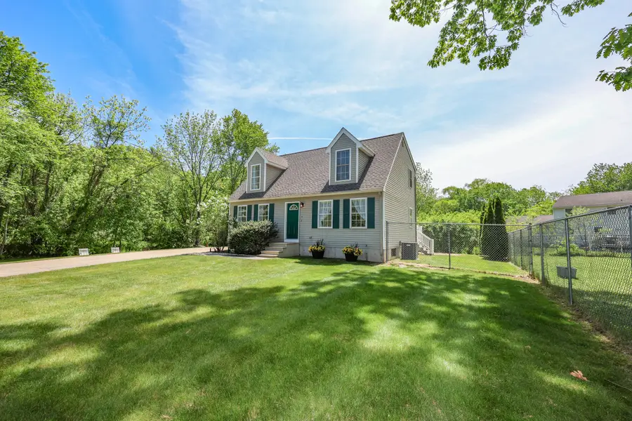 4 Gambia Street, Hudson, NH 03051 - #2