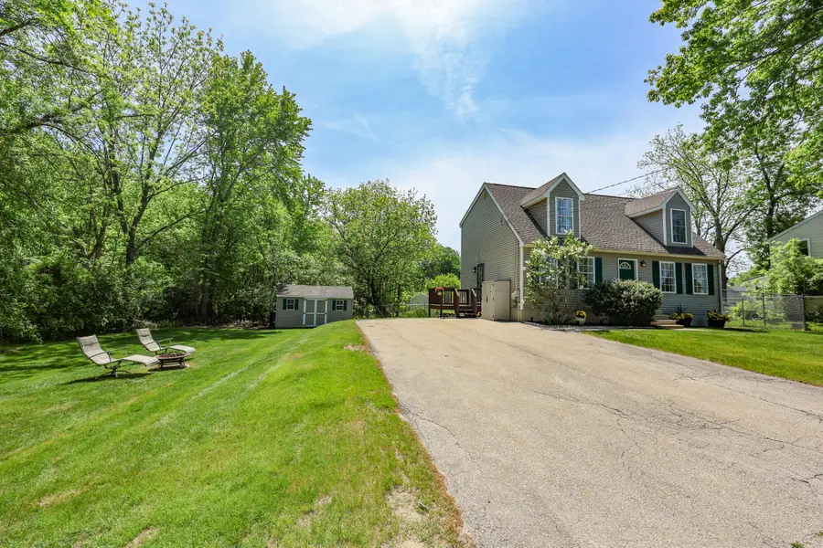 4 Gambia Street, Hudson, NH 03051 - #3