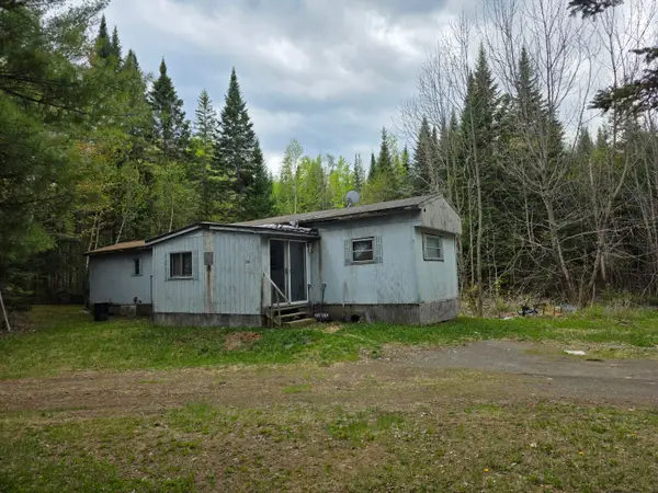 634 B Road, Houlton, ME 04730
