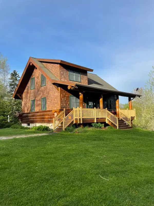 44 Holmes Lane, Cushing, ME 04563