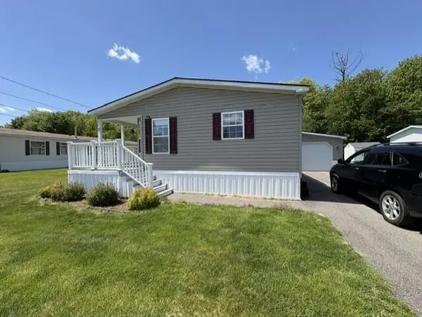 8 Windsor Drive, Alfred, ME 04002