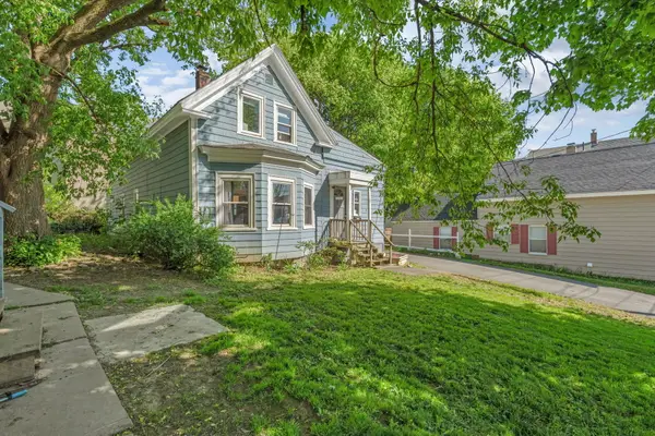 77 Oak Street, Lewiston, ME 04240