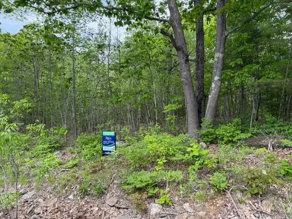 44 Whitefield Road, Pittston, ME 04345