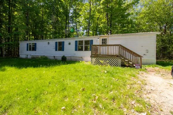 205 Rabbit Valley Road, Oxford, ME 04270
