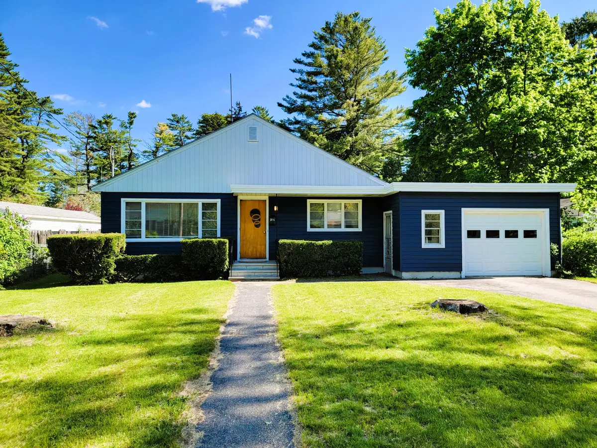 28 1/2 Mclellan Street, Brunswick, ME 04011 - #1