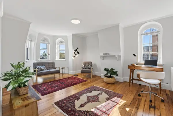 138 Pine Street #5, Portland, ME 04102