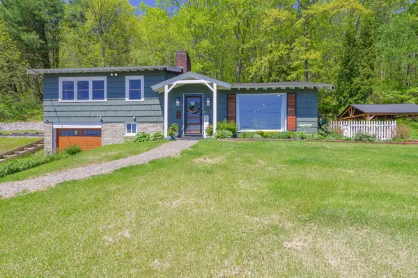170 Lakeview Drive, Rockland, ME 04841