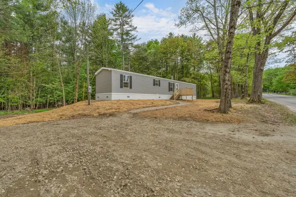 300 South Road, Winthrop, ME 04364
