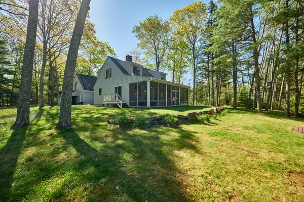 36 Snowdeal Lane, South Thomaston, ME 04858