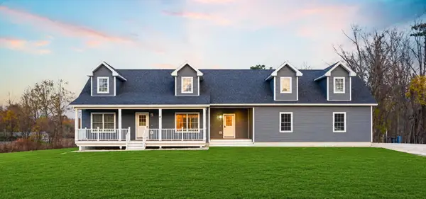 42 Durham Road, Freeport, ME 04032