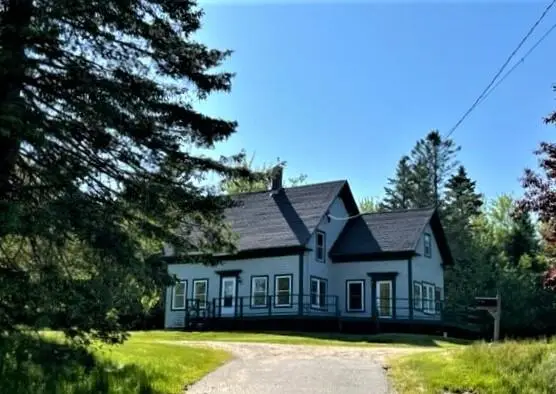 68 Joy Road, Gouldsboro, ME 04607
