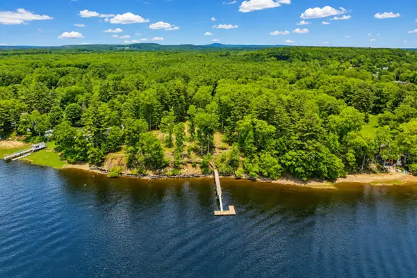 293 River Road, Eliot, ME 03903