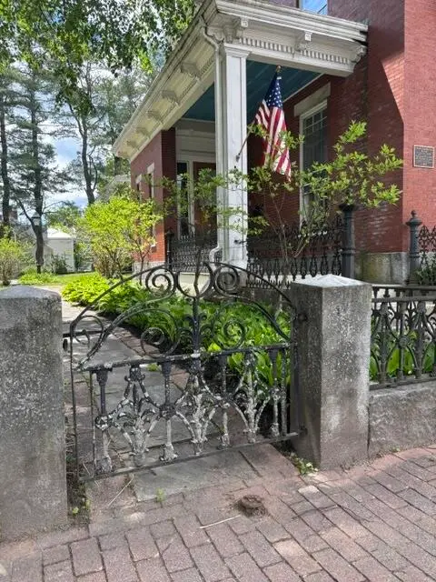 11 Lincoln Street, Brunswick, ME 04011