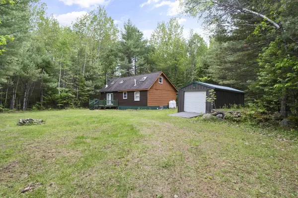 363 S Ridge Road, Palmyra, ME 04965