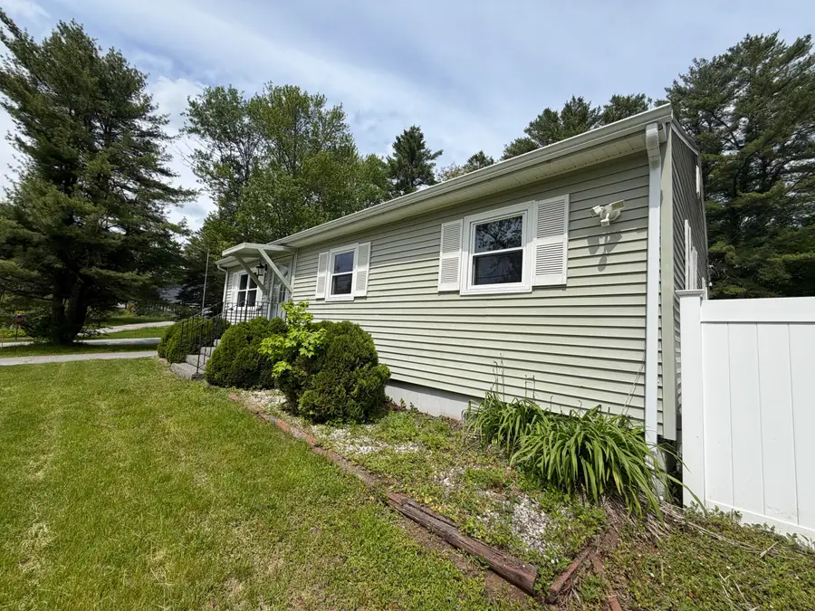 231 River Road, Topsham, ME 04086 - #2