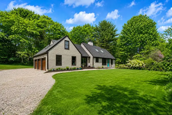 3 Bartlett Road, Kittery, ME 03905