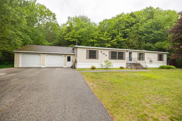 71 Kyle Lane, Auburn, ME 04210