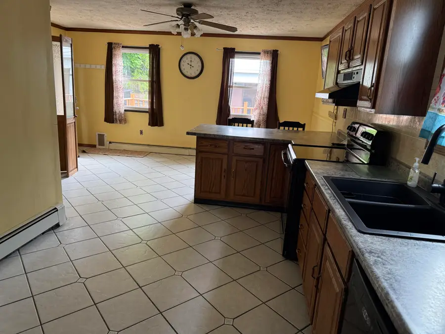 9 Bemis Street, Livermore Falls, ME 04254 - #3