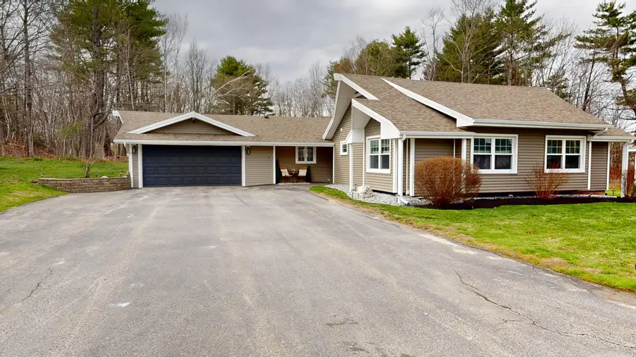 16 Robinson Gardens, Lewiston, ME 04240 - #2