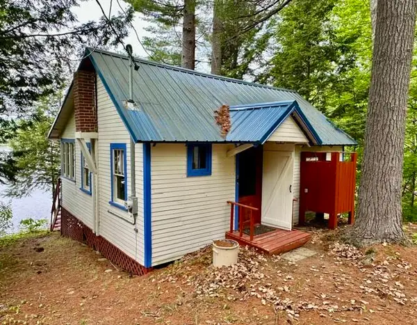 9 Goldfinch Lane, Skowhegan, ME 04976