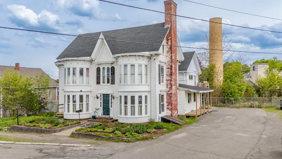 8 Monument Square, Dover Foxcroft, ME 04426 - #2