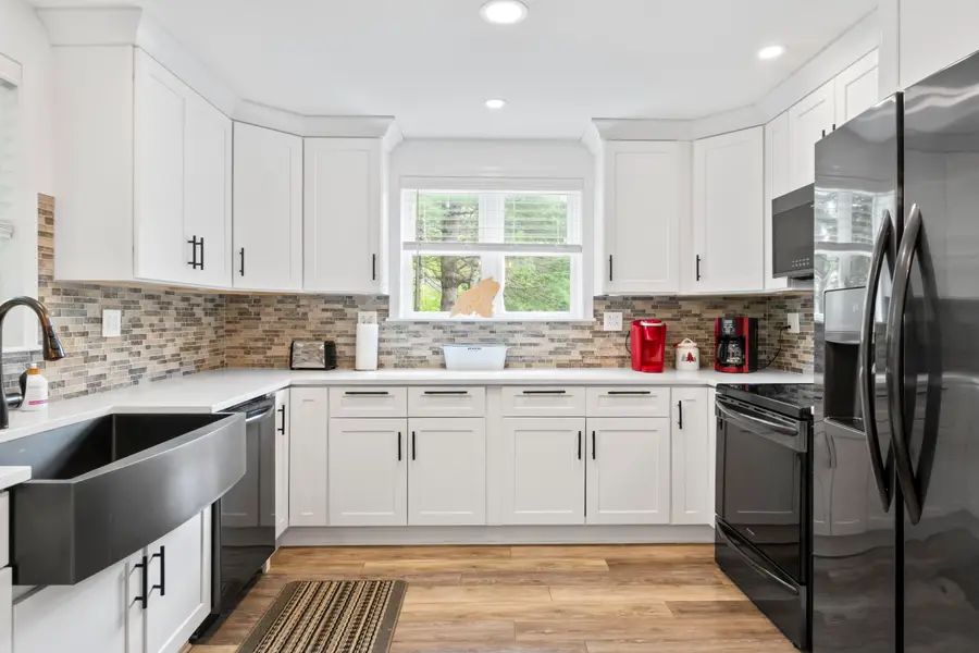 7 Mill Street, Strong, ME 04983 - #2