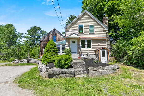 123 Lewiston Road, Gray, ME 04039