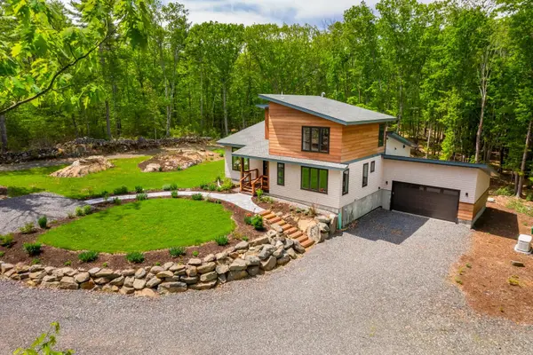 92 Flynn Lane, Ogunquit, ME 03907