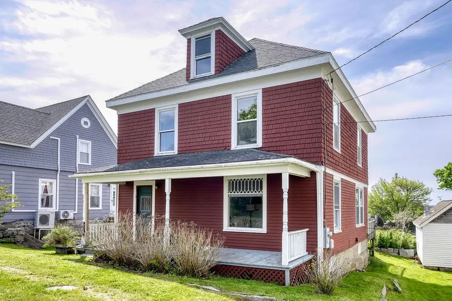 8 Pleasant Street, Stonington, ME 04681 - #2