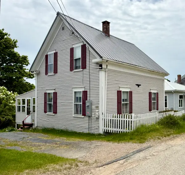 5 Water Street, Eastport, ME 04631